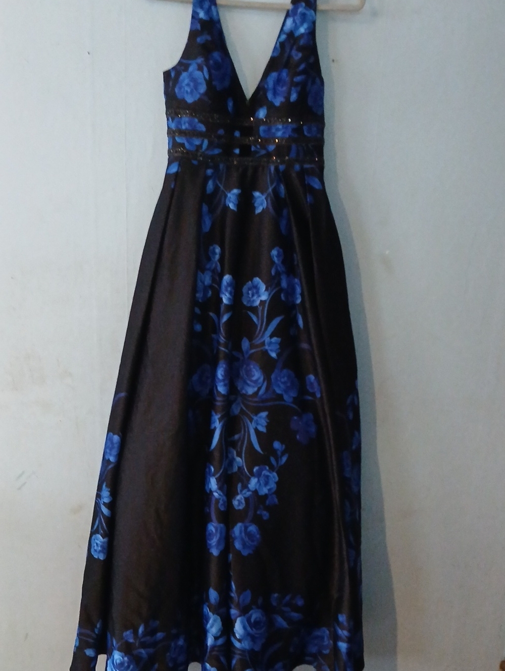 Black/Blue Floor Length Deep V Prom Dress